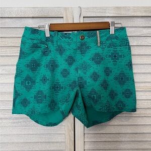 Sherpa Adventure Gear Shorts Women’s Size 8